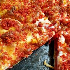 Chicken Mortadella Cheetos pizza😋👍 A picture of Chicken Mortadella Cheetos pizza😋👍.