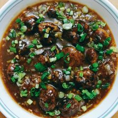 A picture of Manchurian.