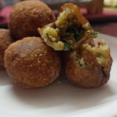 A picture of Buff vada / farali aloo pattice.