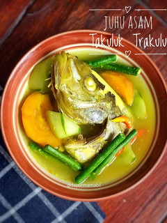Foto resep Juhu Asam Takuluk Trakulu (Sayur Asam Kepala Ikan Trakulu)