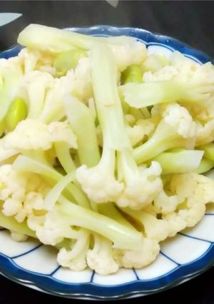 毛豆白花菜 的食譜成品照片