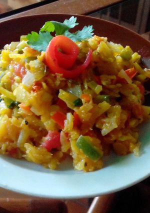 Una foto de Ensalada Caliente de Plátano Verde