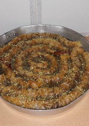 A picture of Delicious Mini Baklava Rolls.