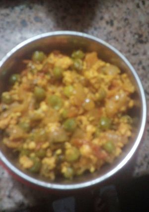 पनीर की भुर्जी (Paneer ki Bhurji recipe in hindi) रेसिपी मुख्य फोटो