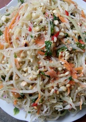 Hình của món Đu đủ nộm.