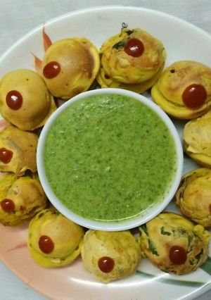 A picture of #Ramdan Batata vada in appe pan.