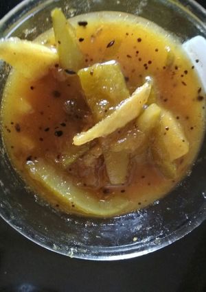 A picture of Pineapple and mango crush chutney.
