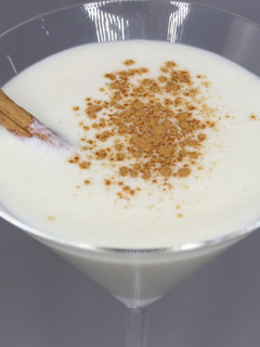 Una foto de Coquito puertorriqueño