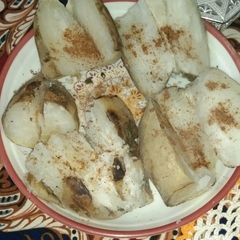 A picture of Tawa roasted shakarkandi.