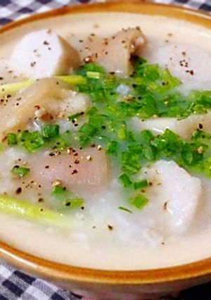 Hình của món Cháo khoai sọ nấu đuôi heo.