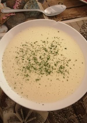 Una foto de Puré de Puerros y Patata baja en Kcal