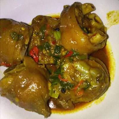 Tasty Pork Trotters Recipe by Mbalenhle Maphali Zulu - CookpadAdd CooksnapShare-image