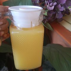 A picture of Pineapple with orange.
