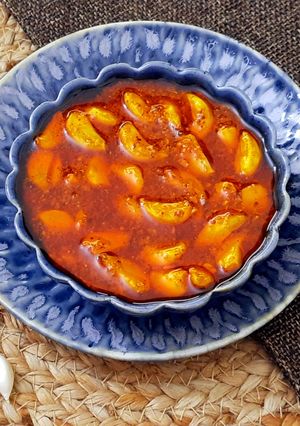 A picture of Instant Garlic Pickle.