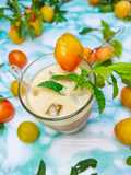 Smoothie prugne e latte di cocco