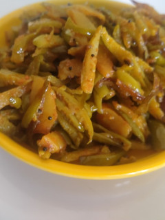 ટીંડોળા નું શાક (Tindora Shak Recipe In Gujarati) રેસીપી મુખ્ય ફોટો