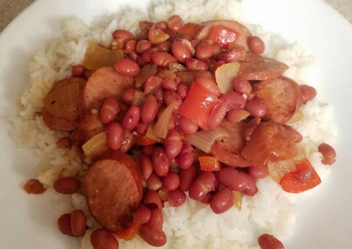 Light red beans և rice