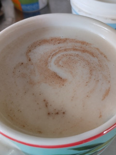 Una foto de Colada de manzana, avena, canela y vainilla🍎🥛🧋🍯