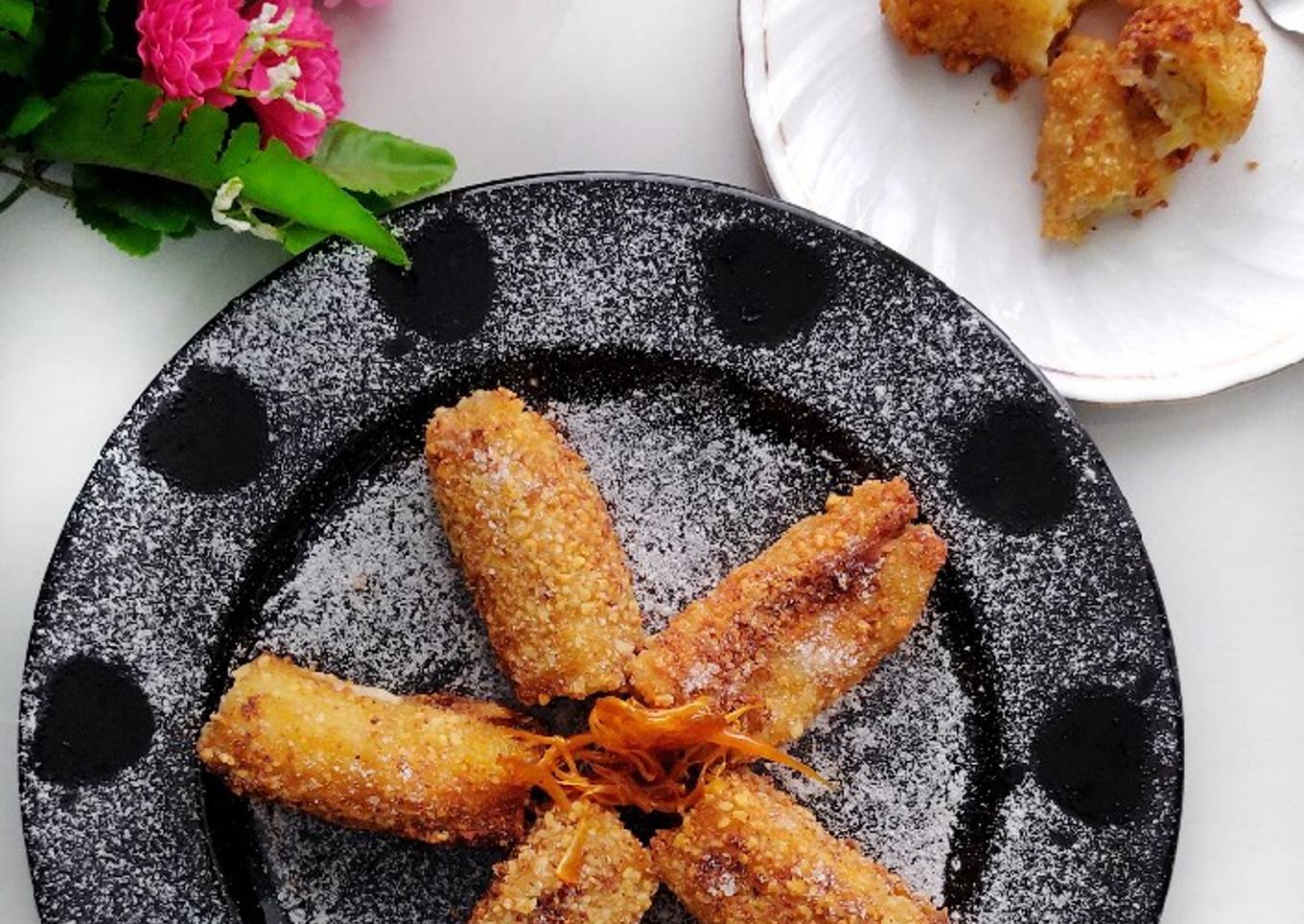 Cheesy and Crispy Banana Fritters