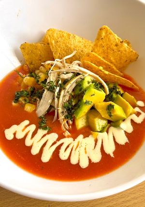Una foto de Sopa mexicana 🍲