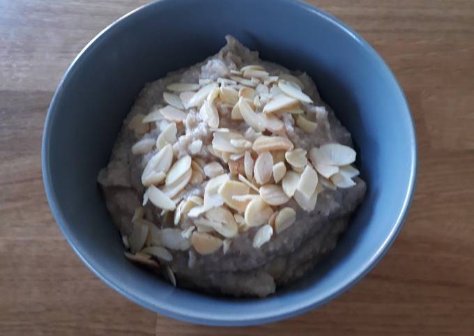 Coconut and banana oat bran porridge