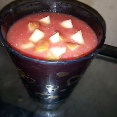 A picture of Watermelon smoothies with apple.