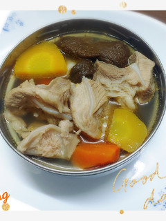 老菜脯蘿蔔豬軟骨湯 的食譜成品照片