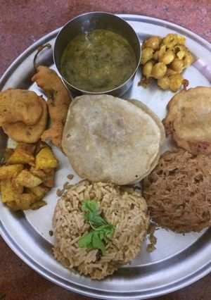 A picture of Sindhi Thali.