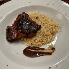 A picture of Honey Balsamic Chicken Thighs.