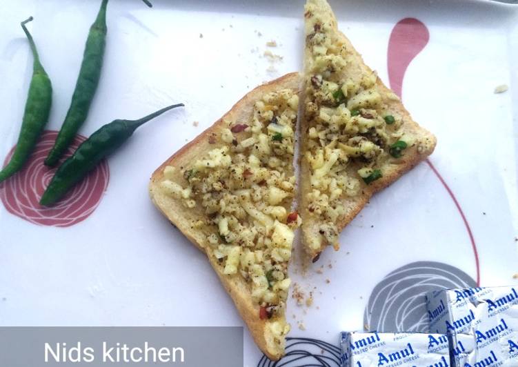 How to Make Appetizing Chilli cheese toast