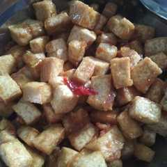 A picture of Tahu Cabe-cabean.