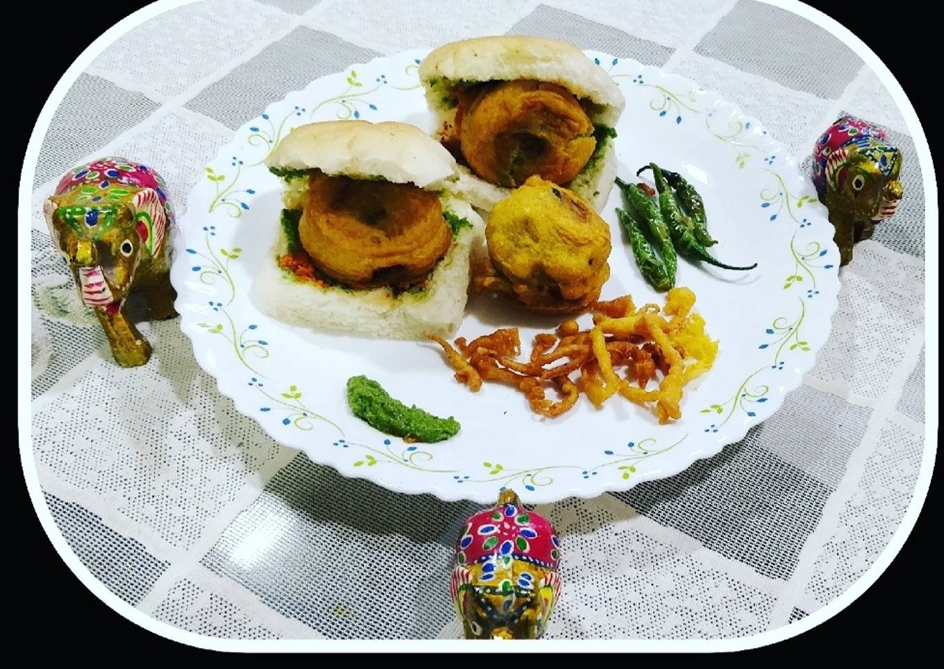 Vadapav