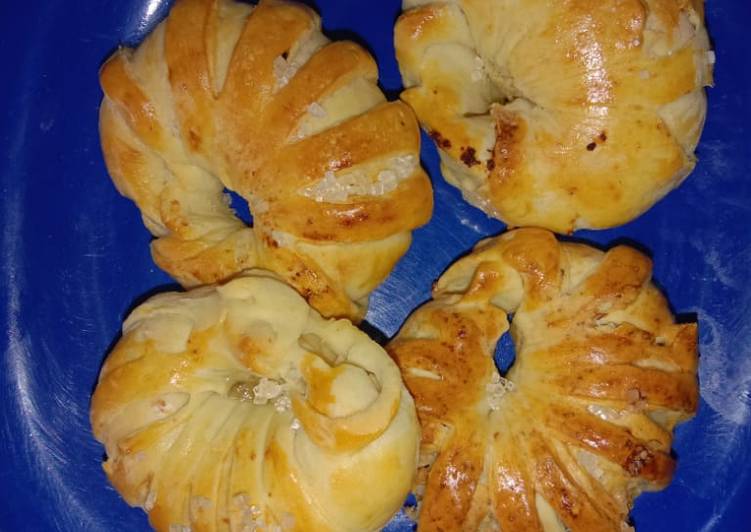 Corissant with mawa filling