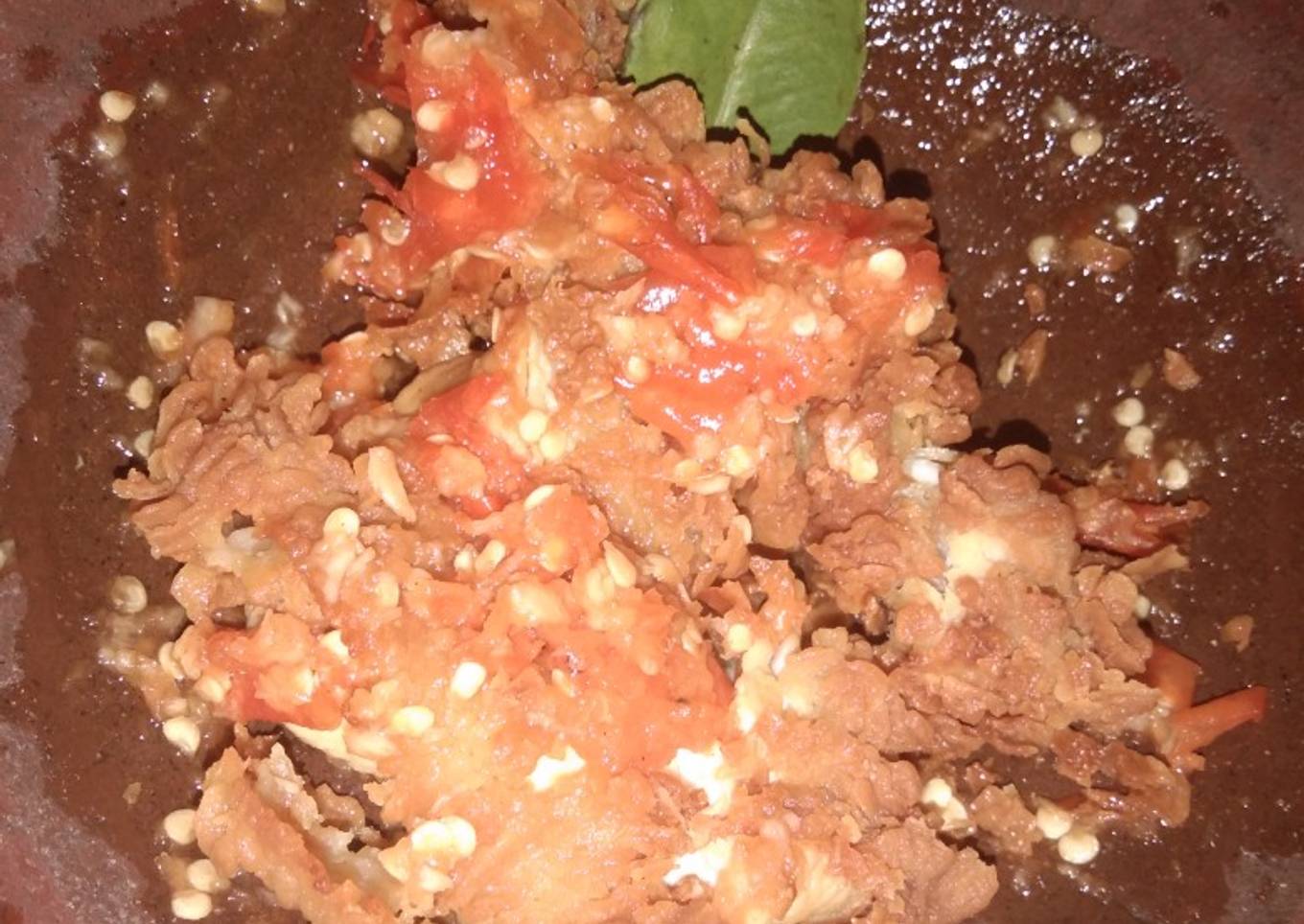 Ayam geprek pedas ala ala