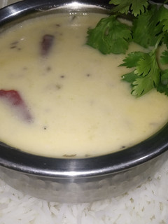 કઢી(kadhi recipe in Gujarati) રેસીપી મુખ્ય ફોટો