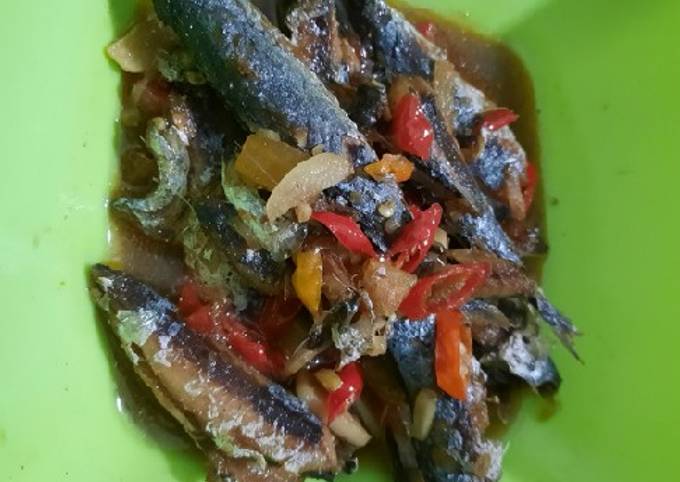 Resep Ikan Cue Pindang Bumbu Sarden Oleh Bundashabira Cookpad 3186