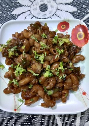 मिक्स सॉस टमाटर प्याज़ फ्राइड पास्ता (mixed sauce tamatar pyaz fried pasta recipe in Hindi) रेसिपी मुख्य फोटो