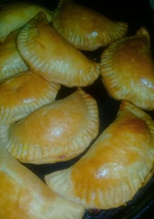Una foto de Empanadas al horno, masa casera