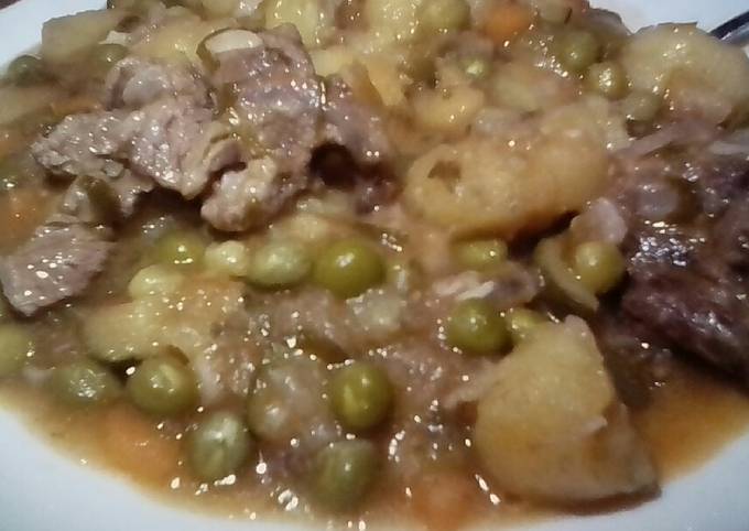 Recipe of Mario Batali Matoke with beef and peas