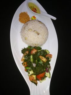 Garau garau da kwadon zogale ainihin hoton girkin