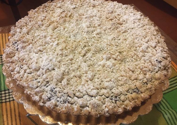 Sbriciolata ai frutti di bosco