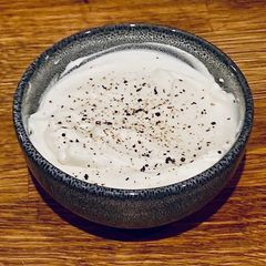 A picture of Vegan Mayo.