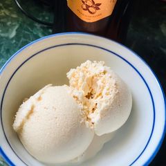 A picture of Amarula Liqueur Ice-cream 🍦.