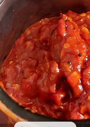 टमाटर मिर्ची की चटनी(tamatar mirchi ki chutney recipe in hindi) रेसिपी मुख्य फोटो