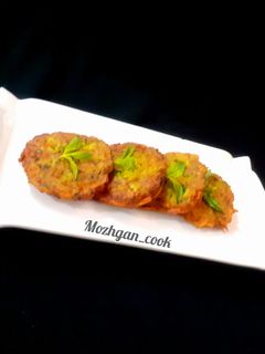 عکسی از دستور کوکو سبزی با سیب زمینی
