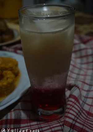 Foto resep Italian red soda ala PizzaH**