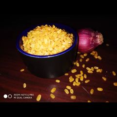 A picture of Market Style Munchable Moong Dal in Microwave.