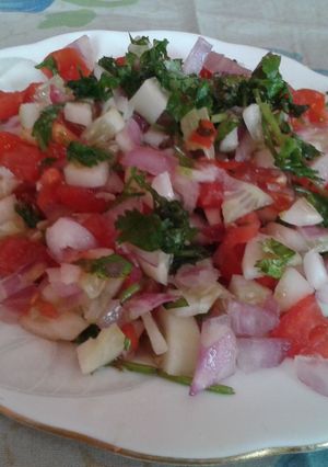 A picture of Kachumber salad.