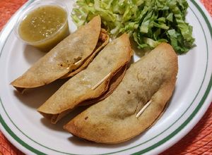 Una foto de Pescadillas light de atún en air fryer