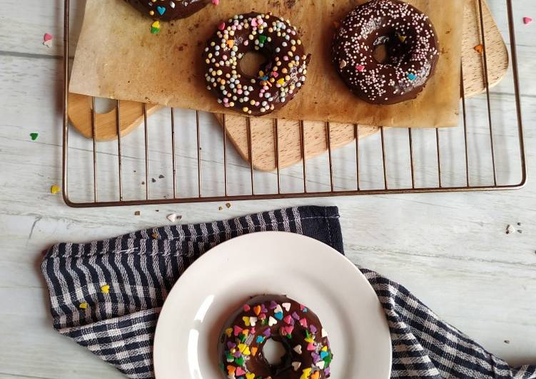 Baked breakfast chocolate donuts